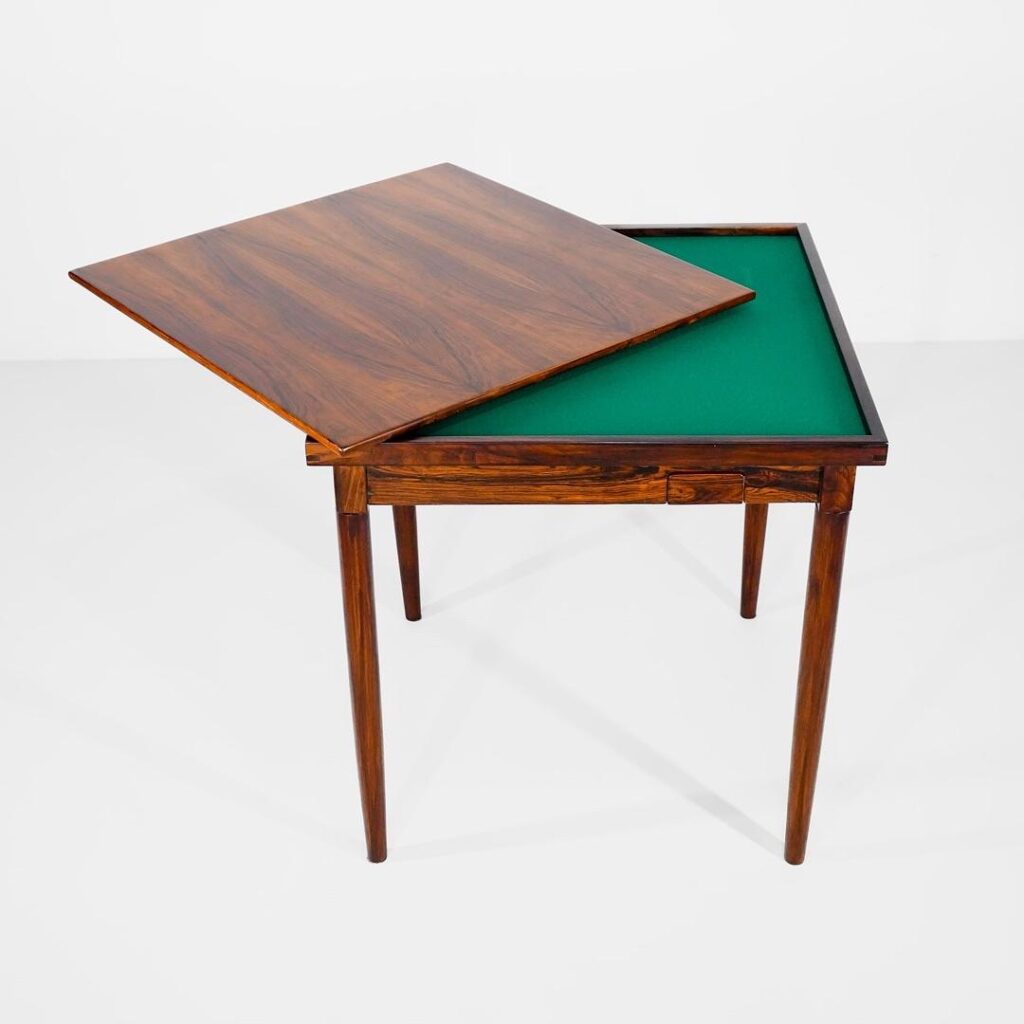 Mesa de jogos em jacarandá, Brasil, 1960