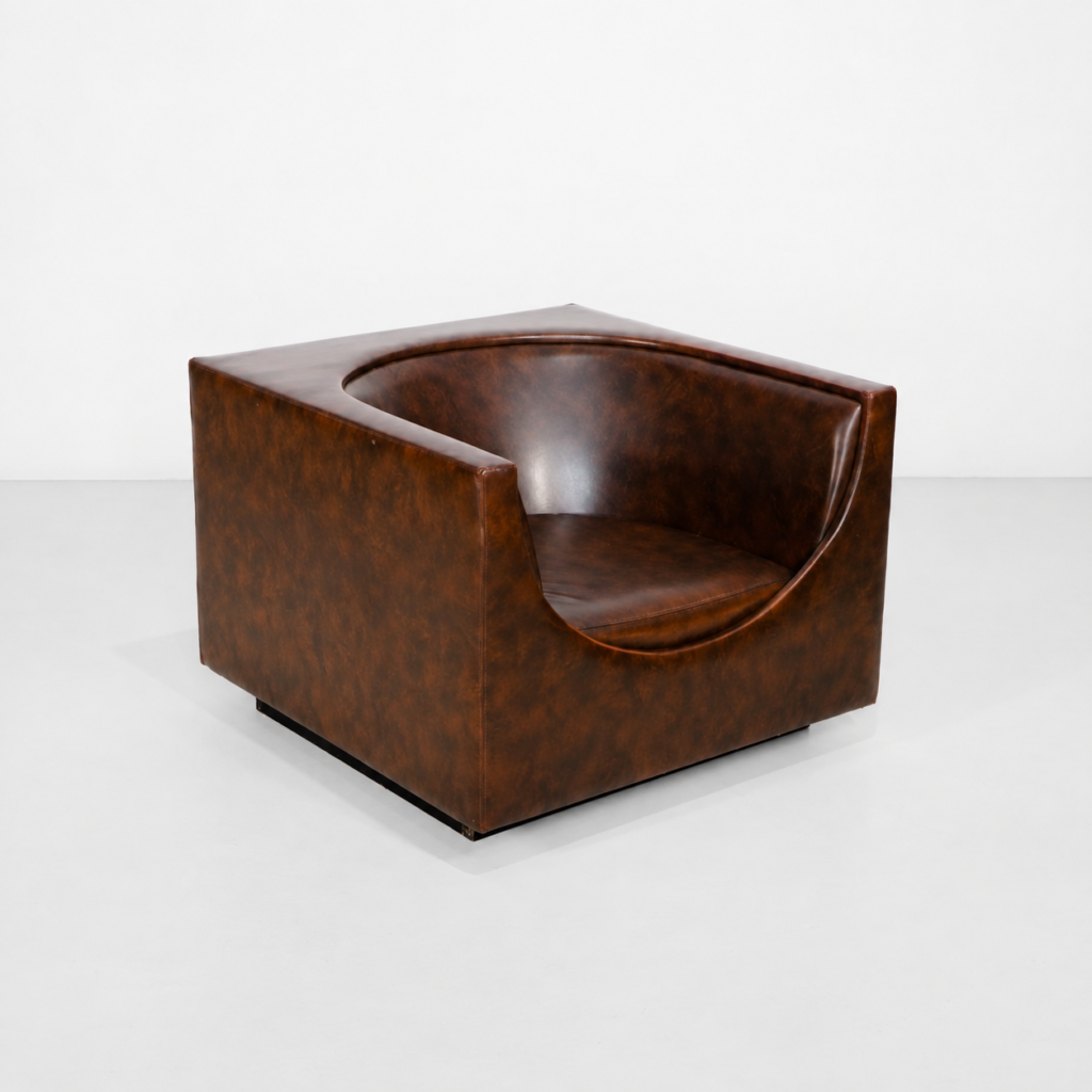 Poltrona Cubo — Jorge Zalszupin